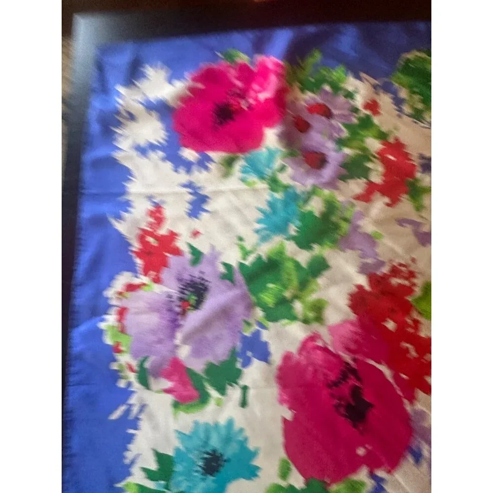 Liz Claiborne Scarf Blue Pink Floral‎ Print Square Silk Blend Vintage Neck Scarf